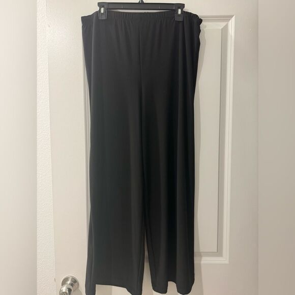 Leopard Print Open Cardigan Top and black pant - Picture 8 of 8